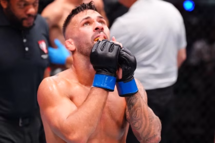 Sosa signs with UFC after losing his father: Example of resilience