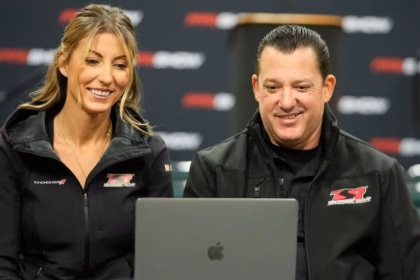 Tony Stewart to Race Against His Wife in NHRA 2026