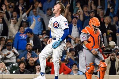 Chicago Cubs roar: Playoffs in sight after thrashing Mets!