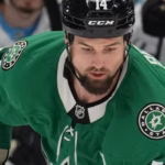 Jamie Benn, Stars Captain, Misses 4 Weeks with Pneumothorax