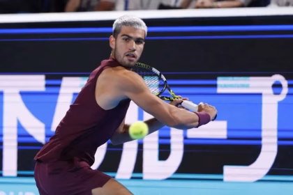 Alcaraz Wins in Tokyo: Overcomes Pain and Advances to Quarterfinals