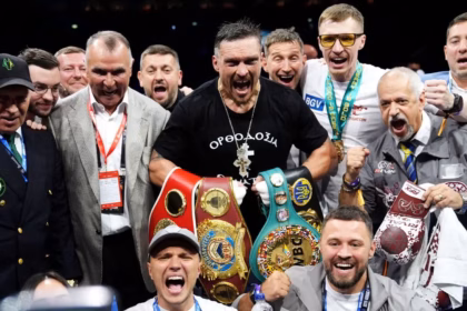 Usyk Leaves WBO Title: Wardley Promoted to Heavyweight World Champion