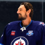 Hellebuyck, Jets' star goalie, out 4-6 weeks with injury