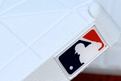 Song, South Korean third baseman, available in MLB after a season with 26 HR 15 Song, South Korean third baseman, available in MLB after a season with 26 HR