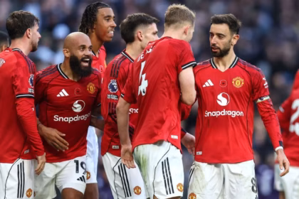Manchester United vs. Everton: Watch the Premier League match live