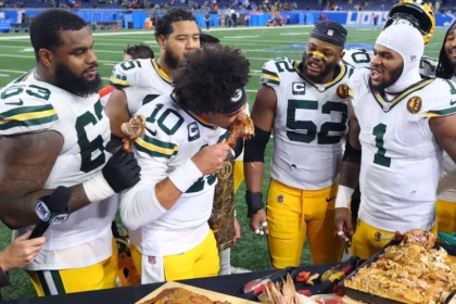 Jordan Love Shines with 4 TDs on Thanksgiving, Packers Dominate Lions