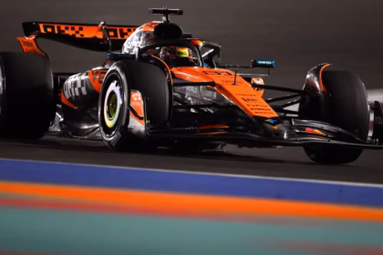 Piastri Dominates Qatar GP Sprint Qualifying: Pole Position for McLaren