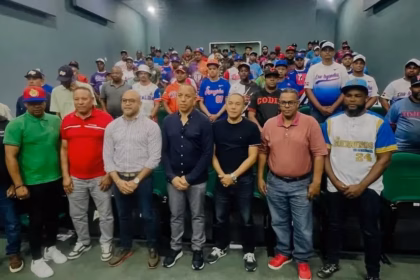 Cotuí: Corporate Softball Tournament Kicks Off with 67 Teams and Dedication to Kelvin Cruz 19 Cotuí: Corporate Softball Tournament Kicks Off with 67 Teams and Dedication to Kelvin Cruz