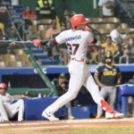 Escogido defeats Águilas with epic rally: 8-5 in exciting game 4 Escogido defeats Águilas with epic rally: 8-5 in exciting game