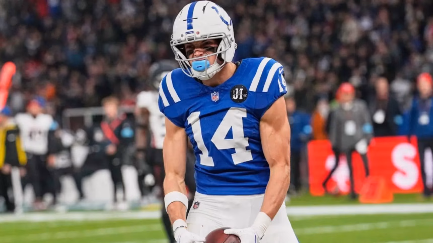 NFL: Explosive Rumors and Signings in Free Agency | Eagles, Cowboys, WRs and RBs