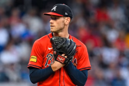 Bravos' Wentz Injured After Accident at 1st Base: Evaluation Pending