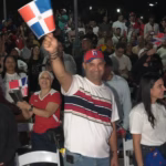 Fans pack Malecón to cheer for DR vs Venezuela in the World Baseball Classic
