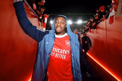 Eze shines: Arsenal defeats Leverkusen and advances in Champions League