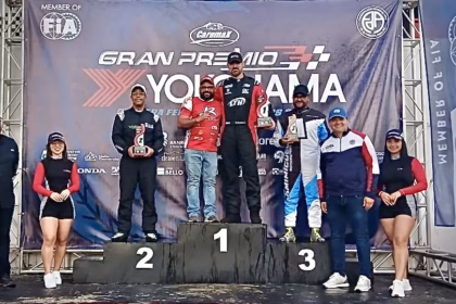 Giuseppe Rivas Conquers the Yokohama Grand Prix: Double Victory in Racing Sedan