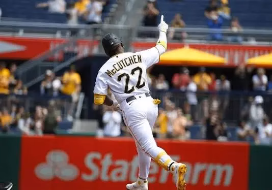 McCutchen starts 18th MLB season with Rangers: Veteran reinforcement for Texas