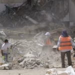 Relatives of missing Mexicans travel to Colombia after earthquake