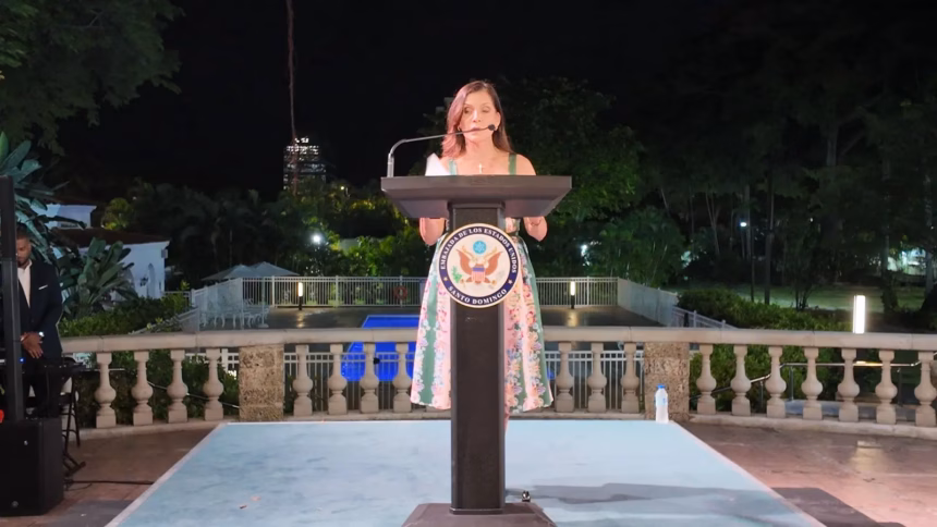 Leah Campos seeks new agreements following adherence to the Geneva Consensus