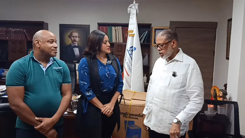 DGDC provides aid to family affected by gas explosion in Santo Domingo