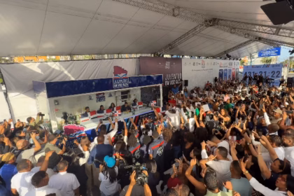 DR makes history: Youth break world record for continuous reading