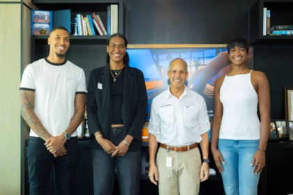 Martínez brothers share keys to sports success at AES Dominicana