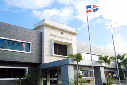 Dominican public debt nears US$70 billion after new bonds