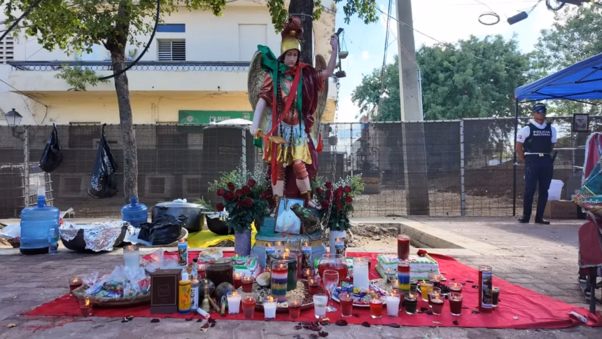 Devotees celebrate Saint Michael's Day with faith in the Colonial Zone