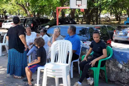 Loyca Alvarado's family awaits the release of her body by the INACIF