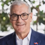 Gonzalo Castillo maintains his presidential campaign following PLD suspension