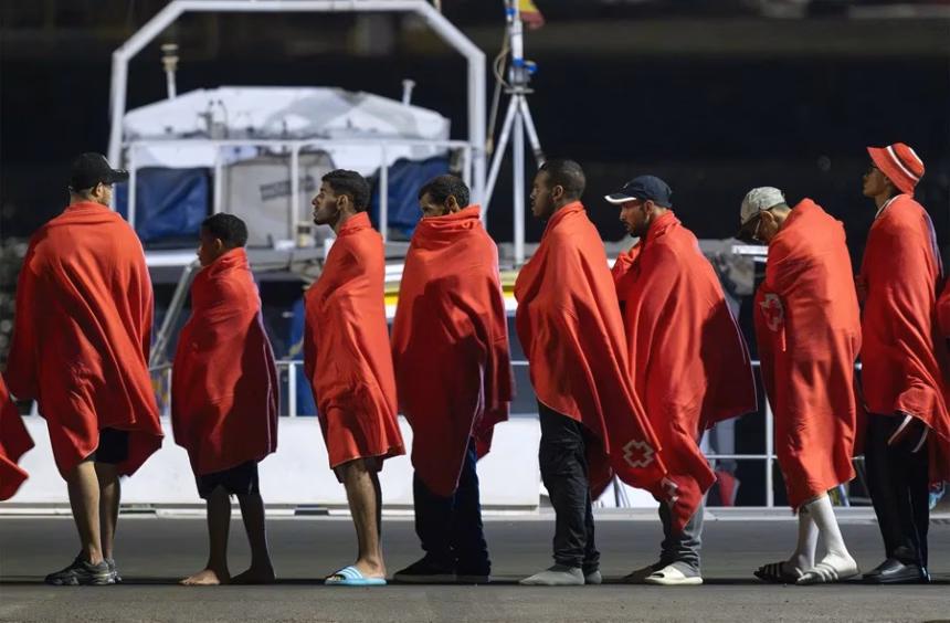 EU approves return centers for migrants in third countries