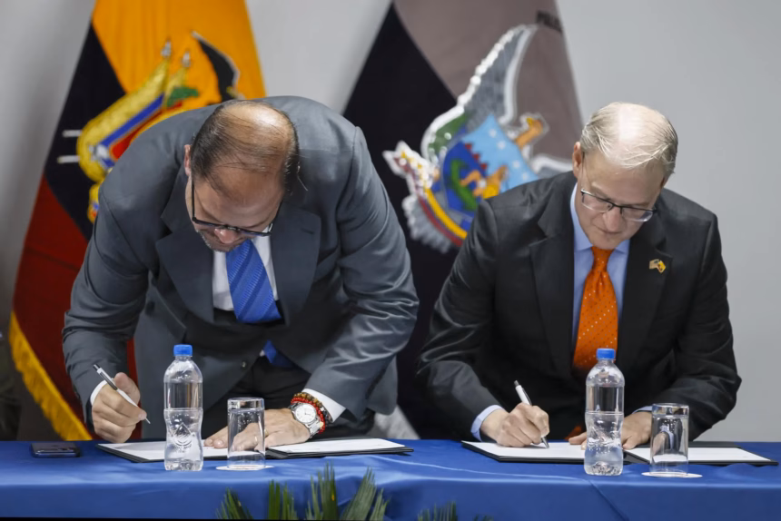 Ecuador and the U.S. strengthen internal control of the National Police