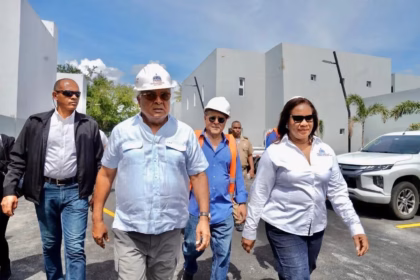 Adela Tejada oversees progress of the Government Building in Bonao
