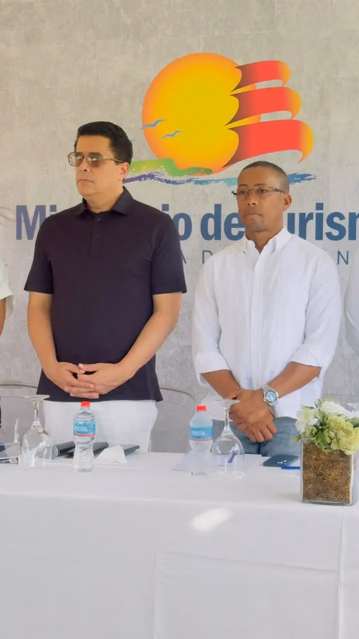 David Collado announces 80 million investment for streets in Arroyo Barril