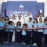 Abinader inaugurates modern school and sports roof in San José de Ocoa