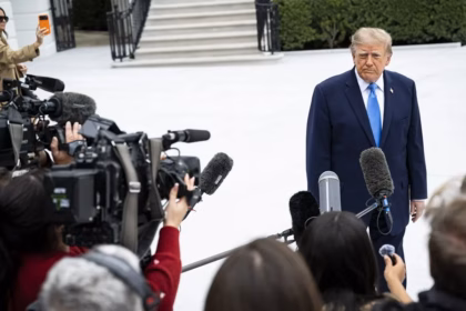 White House maintains ban on press outlets amid legal dispute