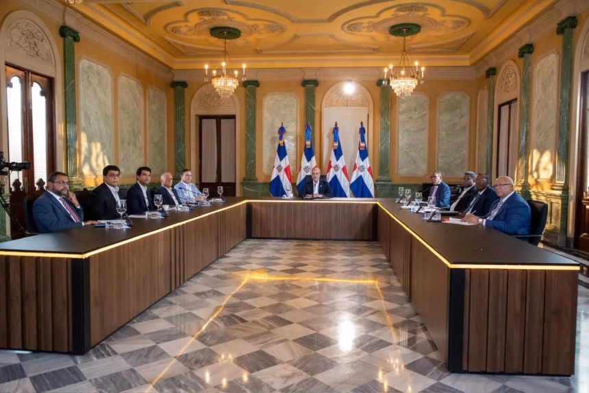 Government has delivered 24 thousand homes through Mi Vivienda and Familia Feliz