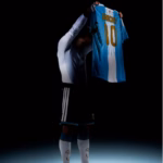 Emotional farewell from Messi to Argentina with his historic number 10 jersey