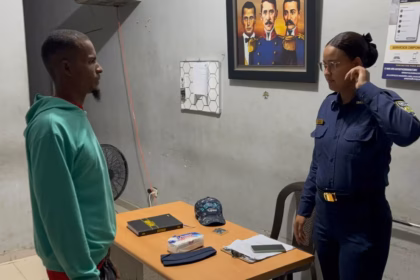Young man turns himself in to the Police over a pawned shotgun in Bayaguana