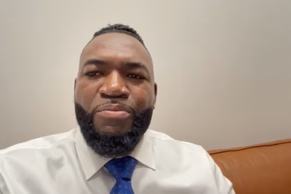 David Ortiz leads Mental Health Walk in Santo Domingo