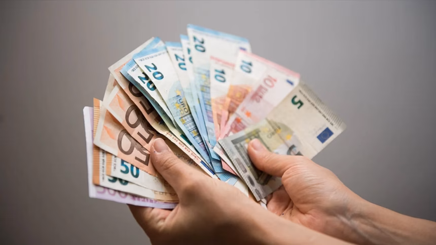 Euro price in the Dominican Republic today, October 9, 2026