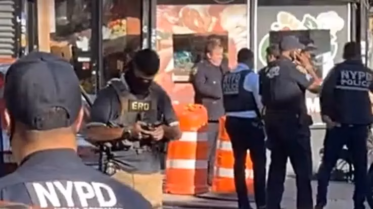 ICE shoots Dominican man in the Bronx during operation with a child present