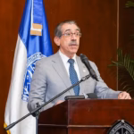 UASD modernizes facilities in Higüey and recognizes rector Asjana David