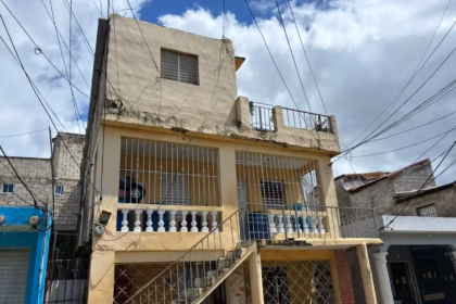 Tragedy in Los Mina: Woman dies at the hands of her ex-partner in front of her children
