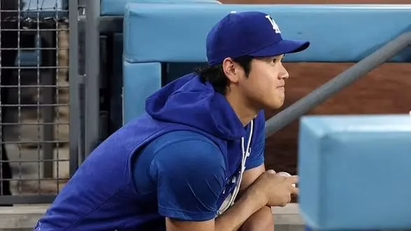 Dodgers return Shohei Ohtani as leadoff hitter to avoid elimination