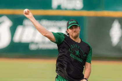 Trevor Bauer takes aim at Rob Manfred over his return to Major League Baseball