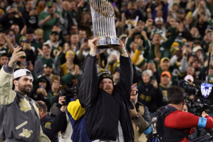 Milwaukee Brewers celebrate their first World Series title with 750 thousand fans